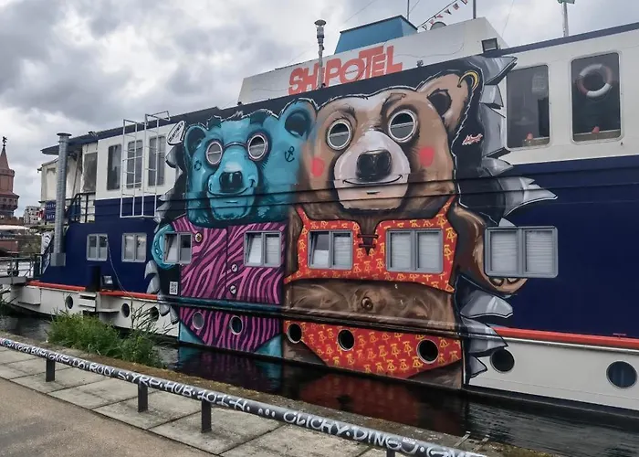 Shipotel-Berlin Gmbh, Shipotel Eastern & Shipotel Western